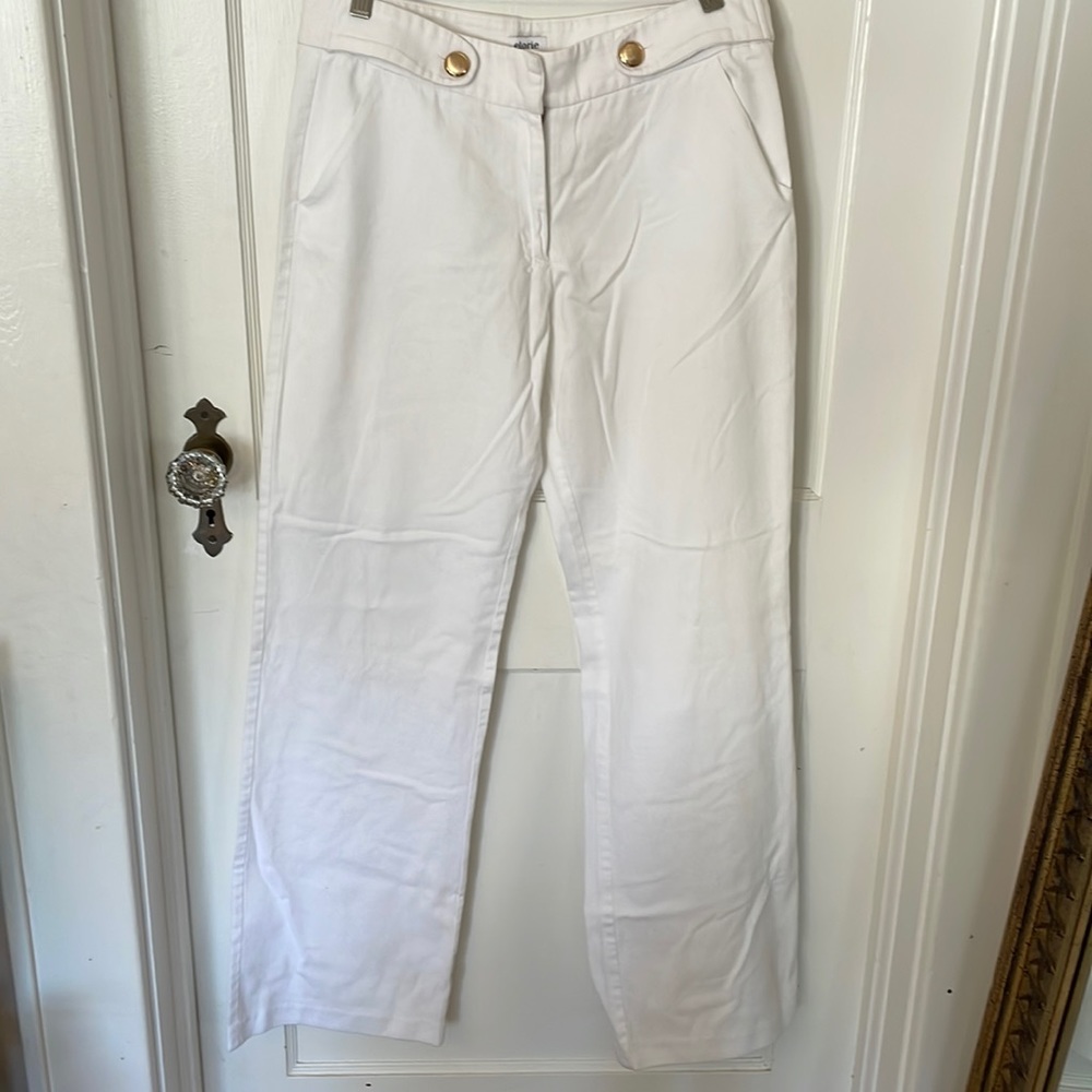 Wide legged flowy pant by Elorie